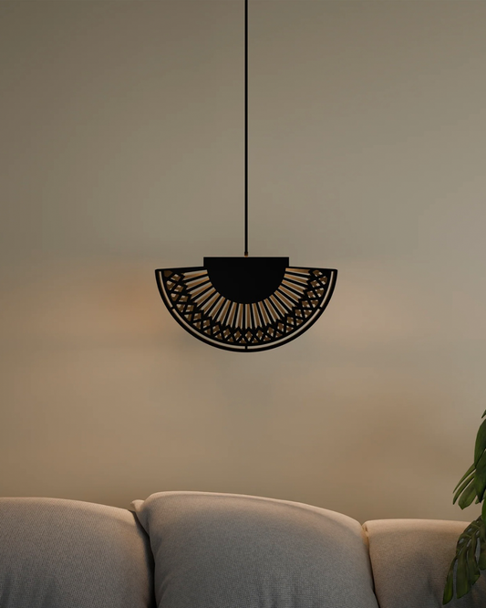 Breeze pendant light with elegant fan inspired curves and soft light مصباح معلق بريز بانحناءات مروحية أنيقة مع إضاءة ناعمة