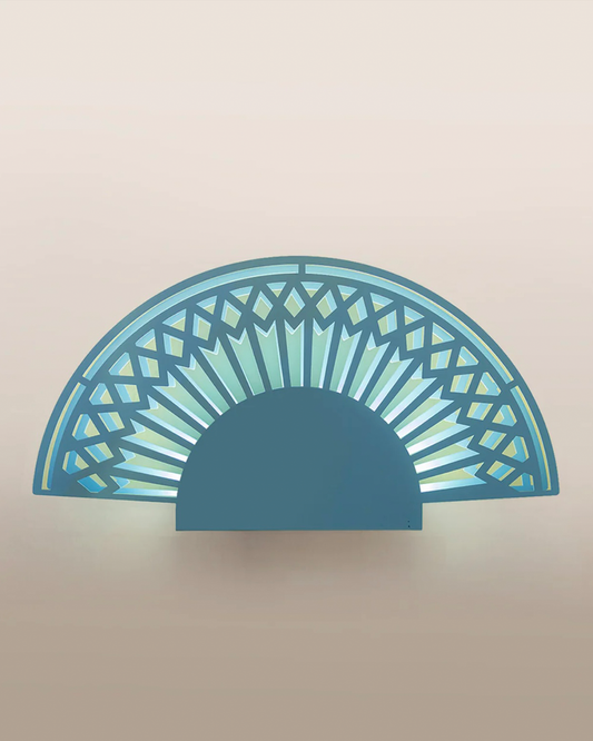 Breeze pendant light with paper fan inspired curves and soft ambiance مصباح معلق بريز بانحناءات مستوحاة من مروحة ورقية مع أجواء إضاءة ناعمة