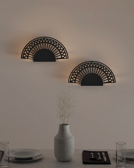 Breeze pendant light with paper fan inspired curves and soft ambiance مصباح معلق بريز بانحناءات مستوحاة من مروحة ورقية مع أجواء إضاءة ناعمة