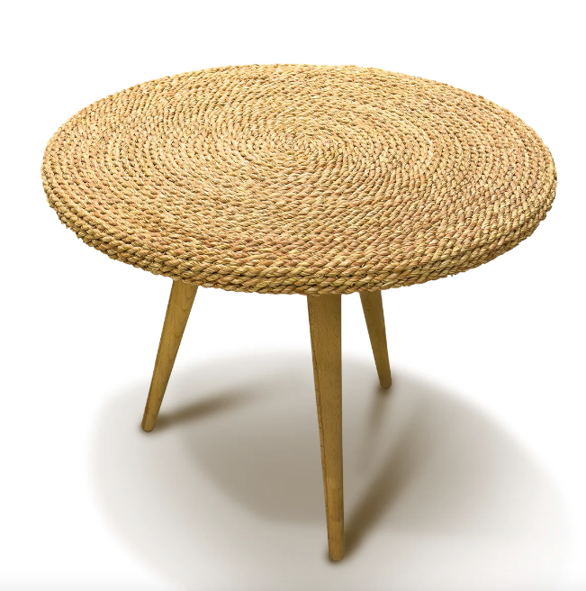 Round Halfa Table with Wooden Legs
