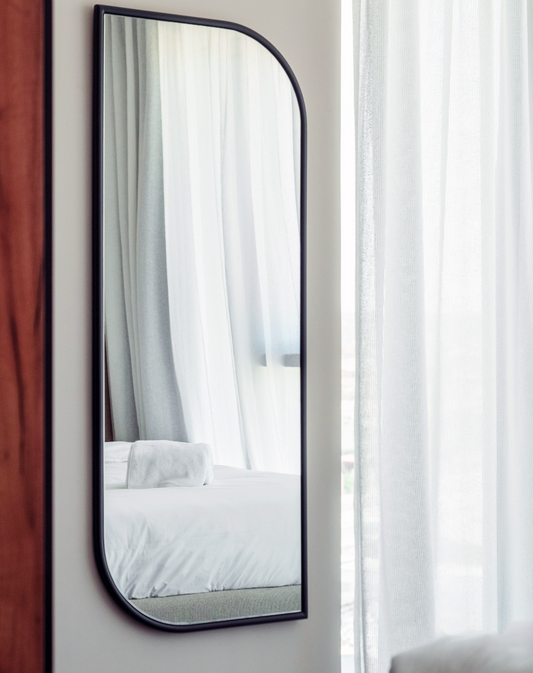 M14- Aesthetic Modern Mirror