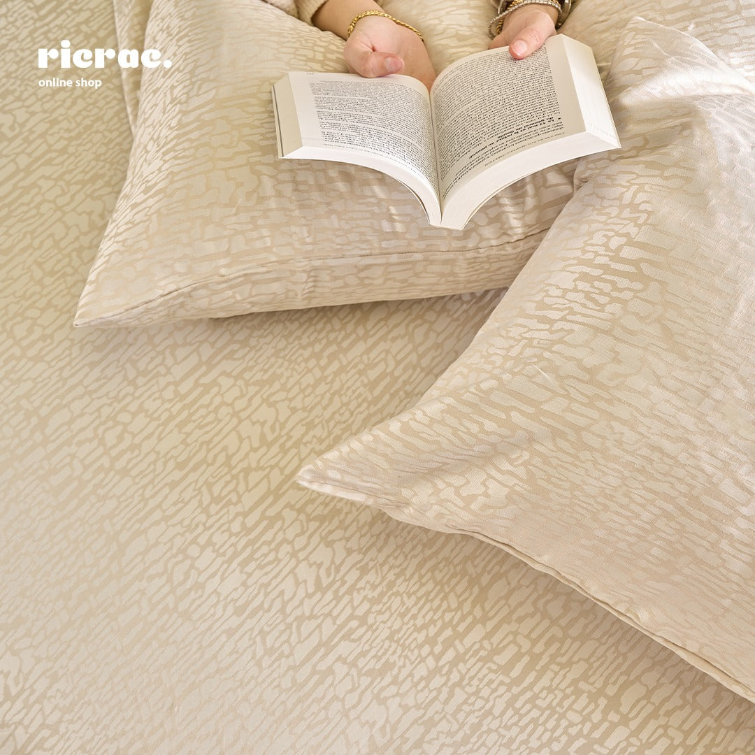 Jacquard Poly Cotton- TC200- Bricks Bed Sheet Set with 2 Pillow cases