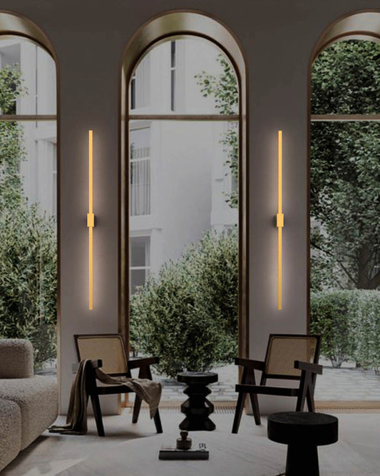 Double lines gold square wall lamp with vertical minimalist indirect lighting – مصباح حائط مربع ذهبي بخطين بتصميم رأسي وإضاءة غير مباشرة