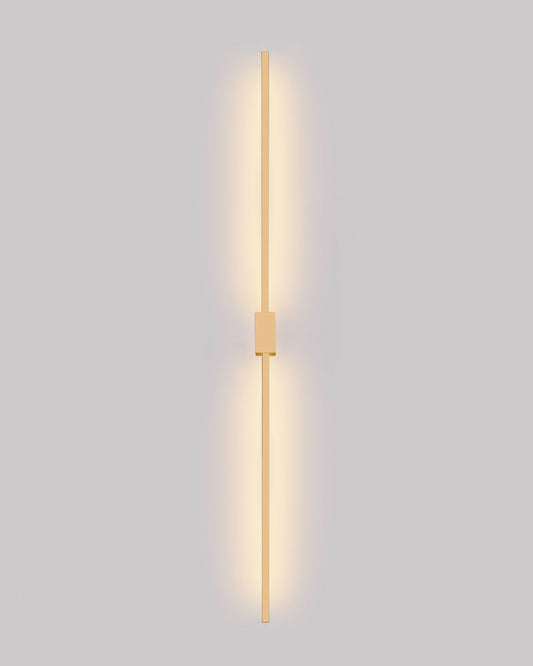 Double lines gold square wall lamp with vertical minimalist indirect lighting – مصباح حائط مربع ذهبي بخطين بتصميم رأسي وإضاءة غير مباشرة