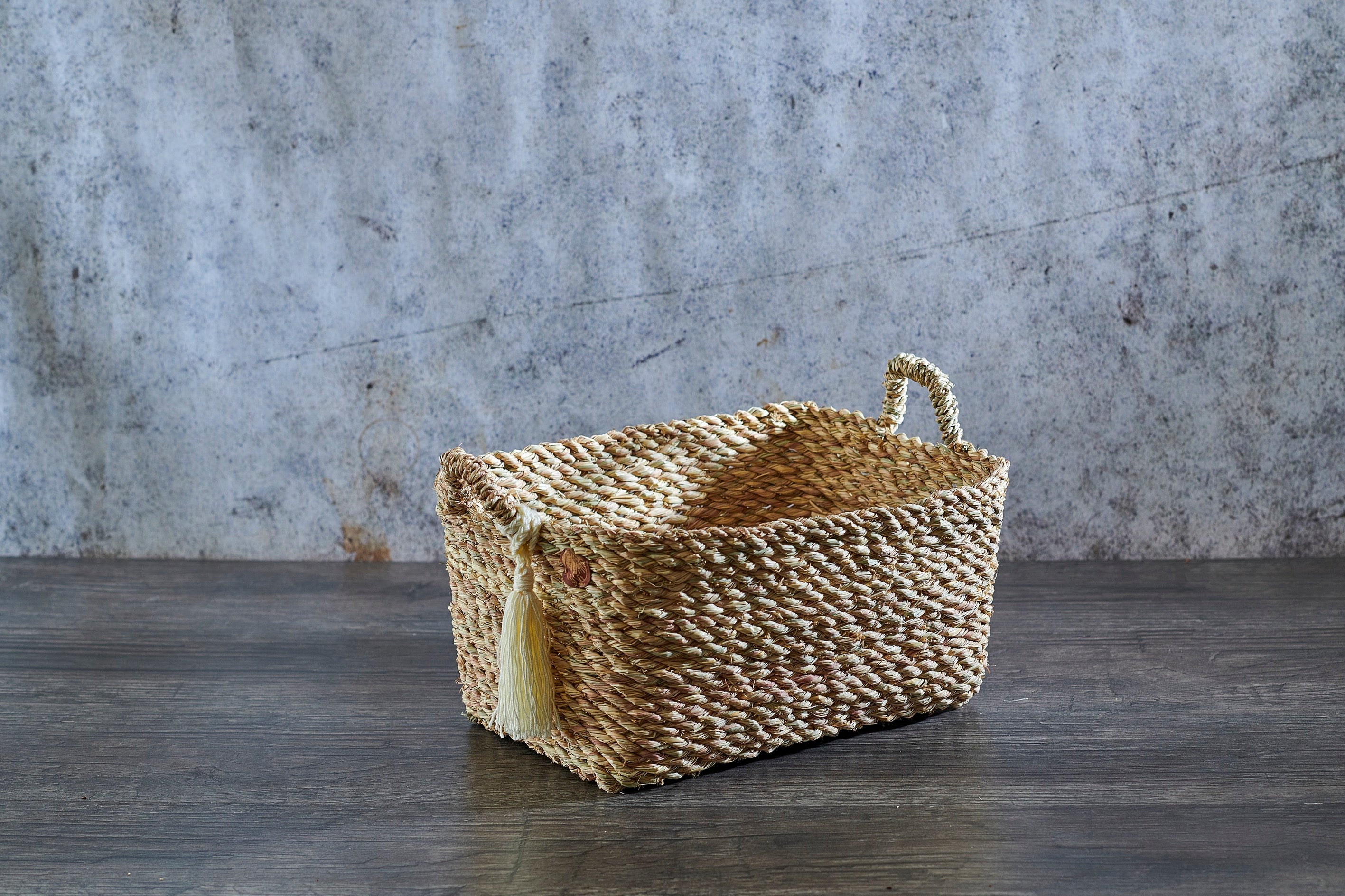 Halfa Rectangular Basket with Shershouba