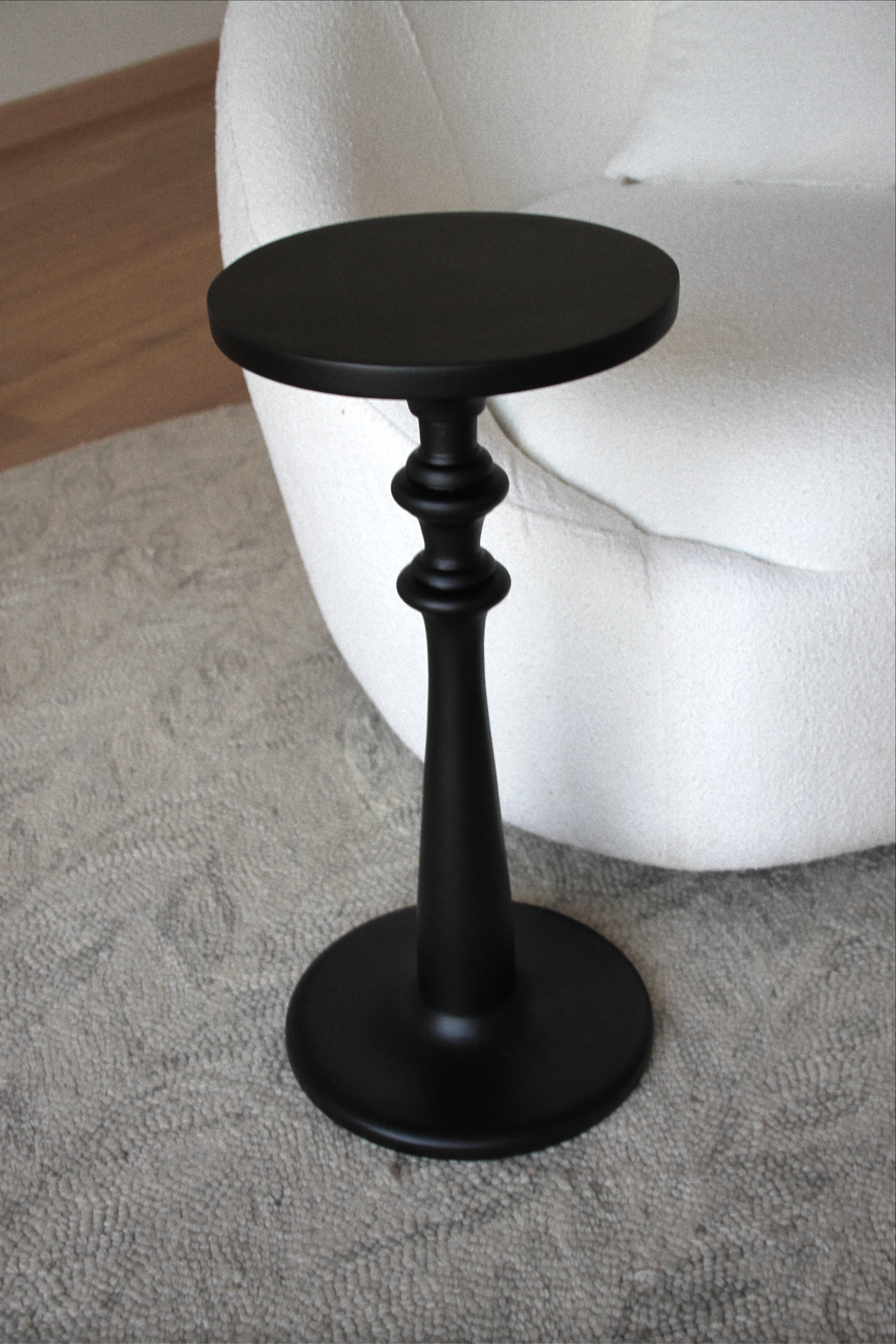Checkmate Drink Table