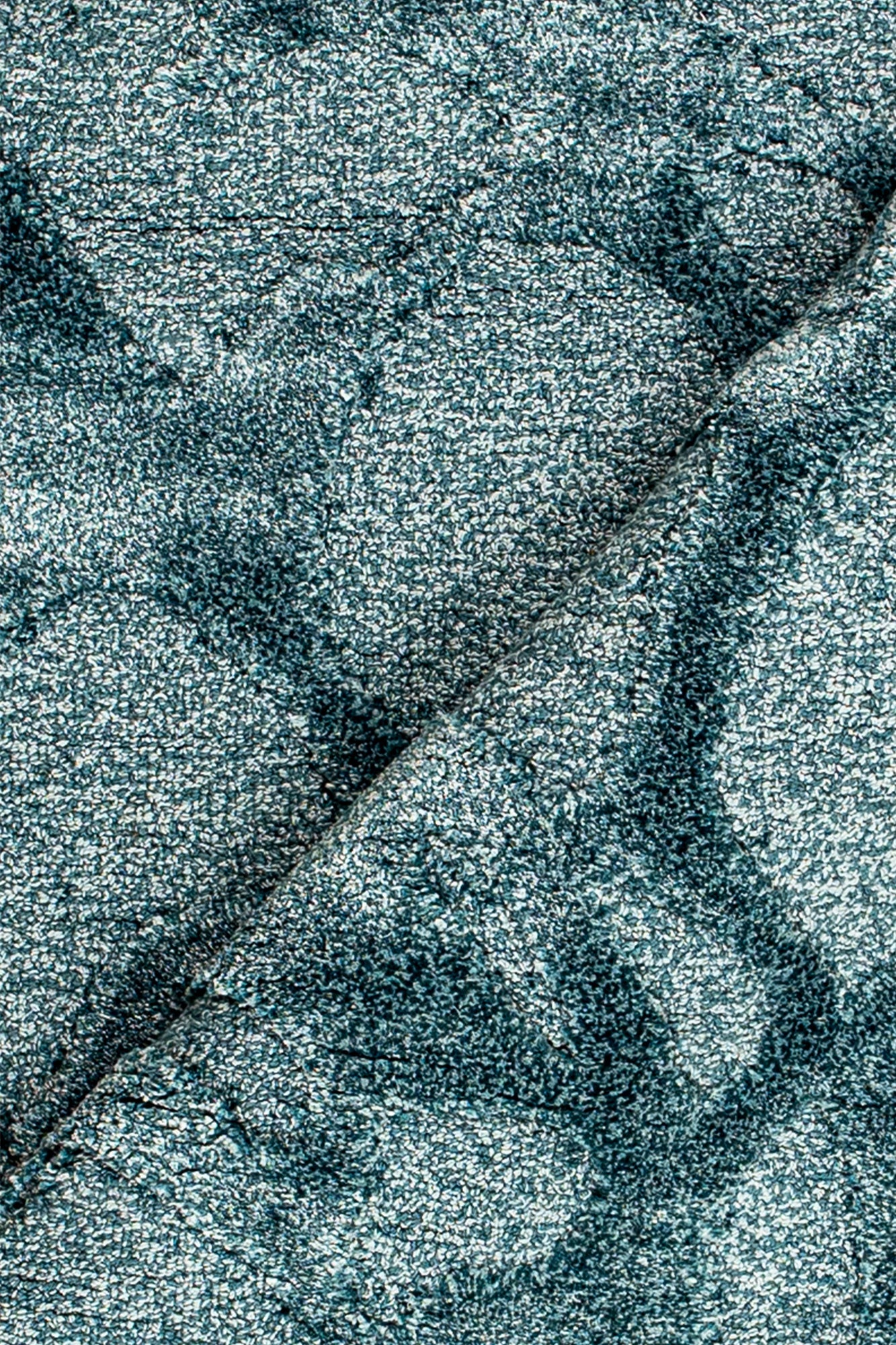 Wuvin - Hand Tufted rug