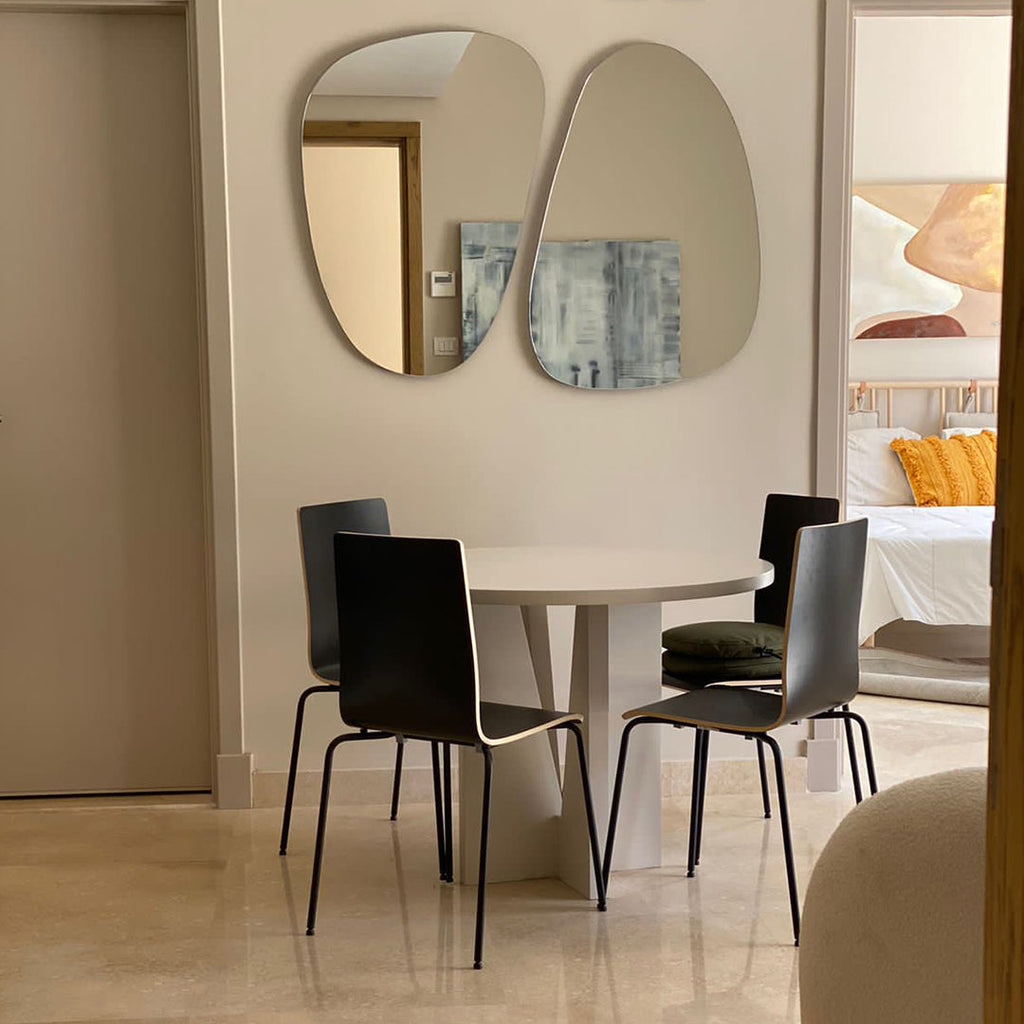 Closer Mirror