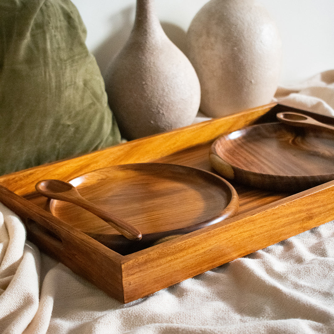 Tray and Plates Set