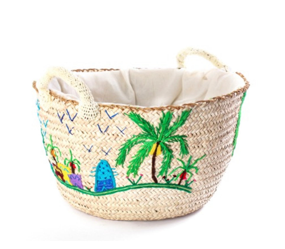 Baddara Embroidered Khoos Basket