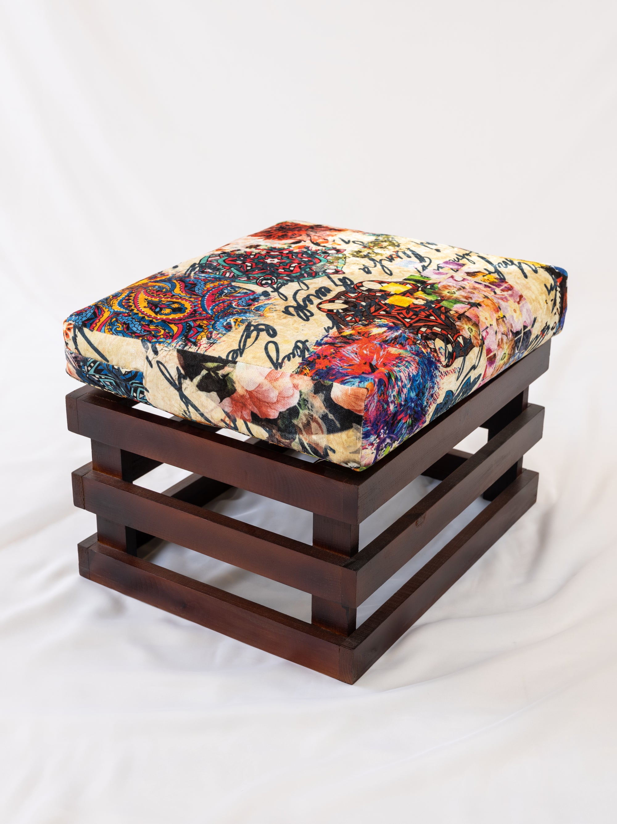 Stool Seater