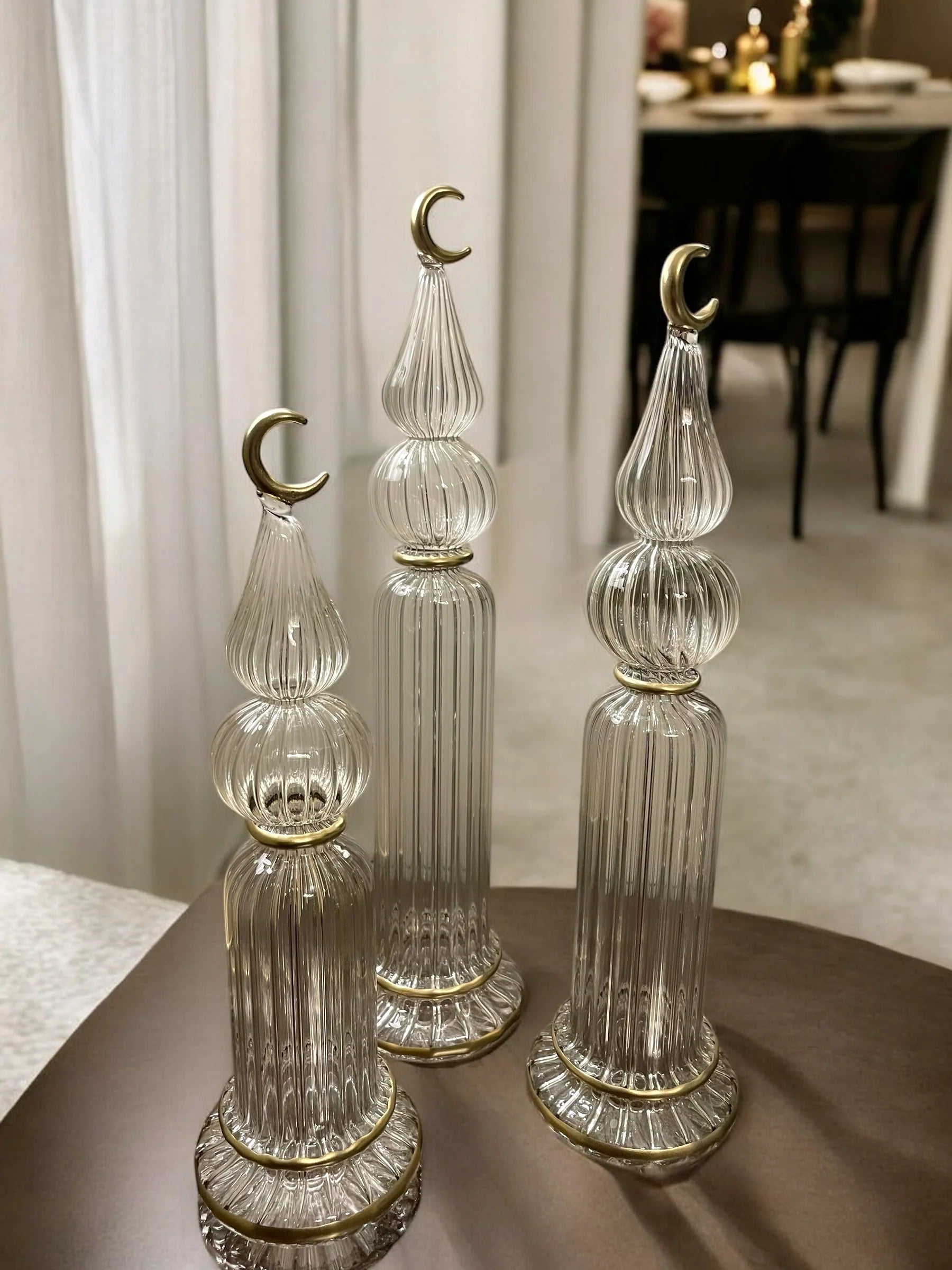 Flowy Transparent Ramadan Gold Pillar