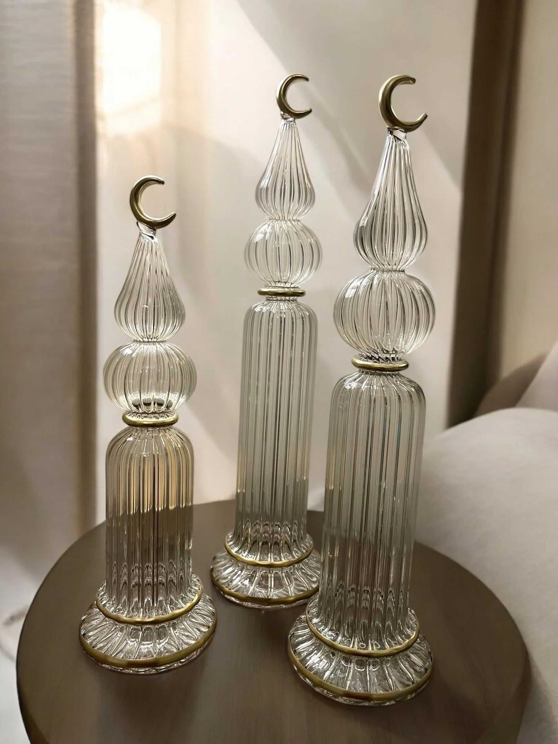 Flowy Transparent Ramadan Gold Pillar