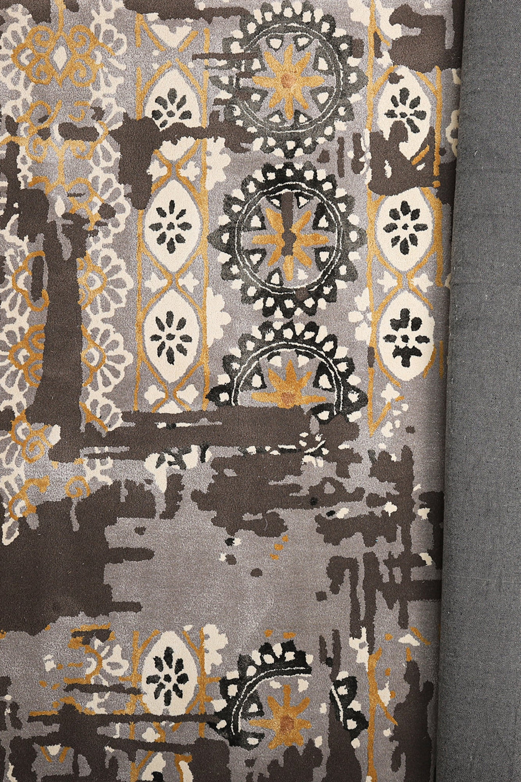Artful Aura - Hand Tufted Rug