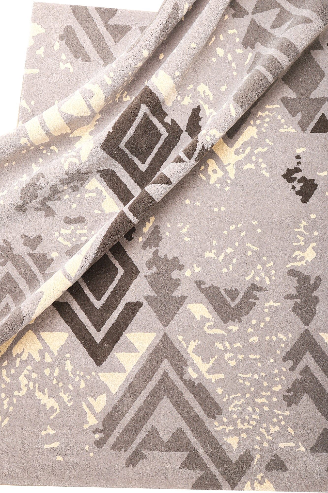 Timeless Threads - Hand Tufted Rug