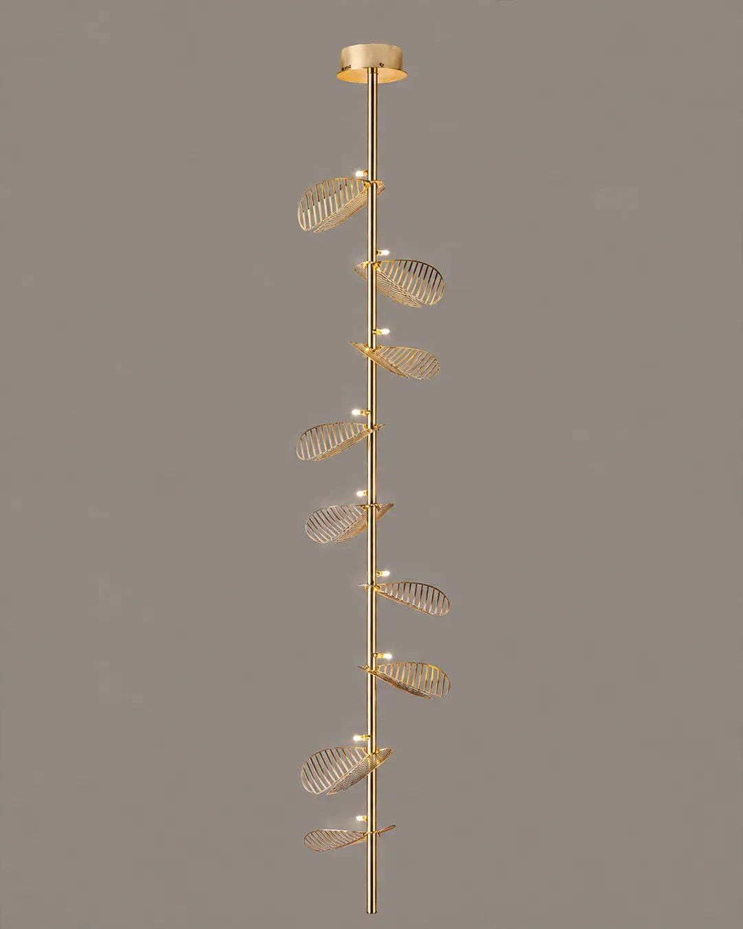 Serenity Pendant isolated product view, pendant with leaf forms borrowed from nature | دلاية سيرينيتي، أوراق بتشطيب ذهبي