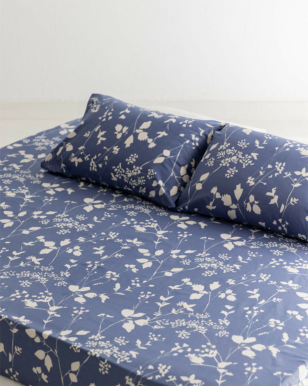 Leaves Flat bedsheet + 2 pillow cases 240x260