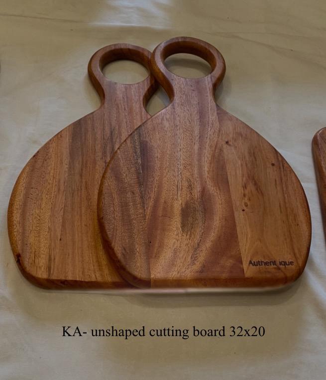 Kaya Unshaped Cutting Board (b)