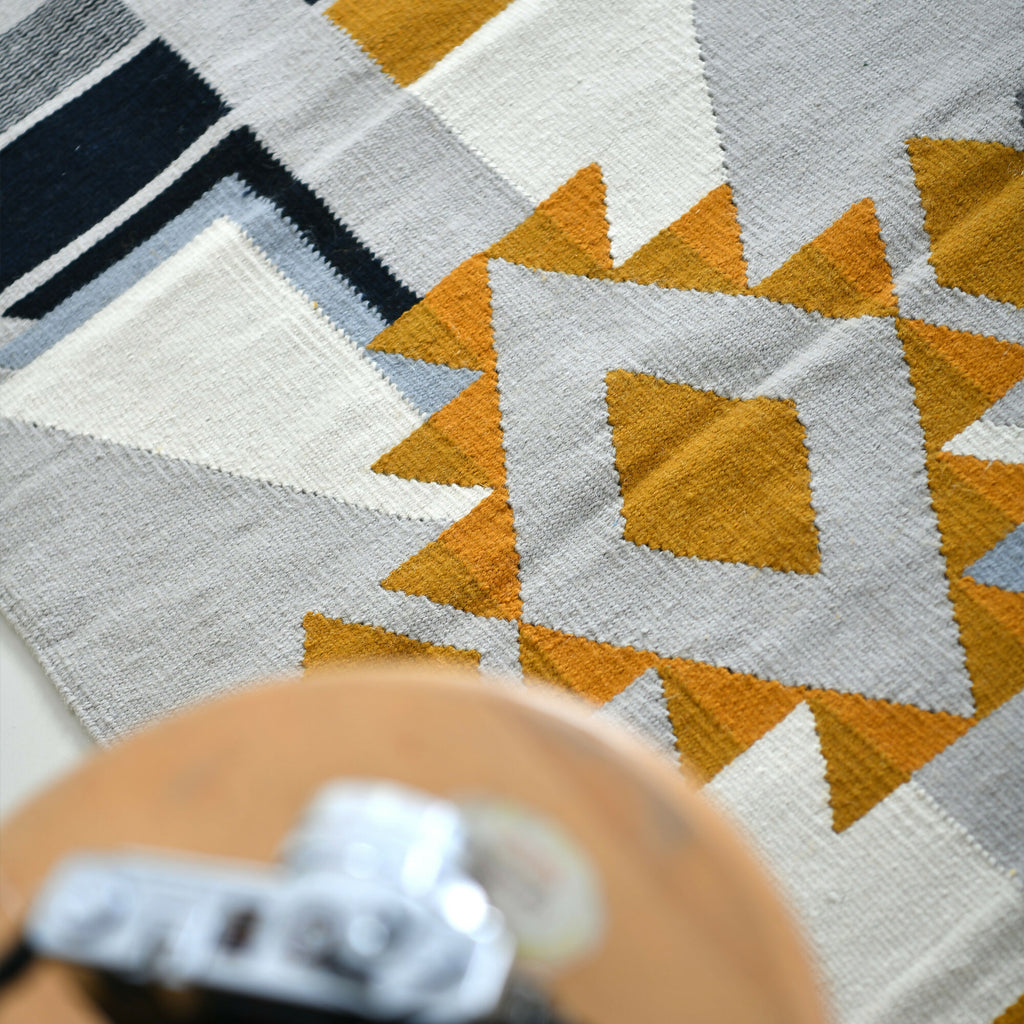 ShiningSunWoolKilimRug1