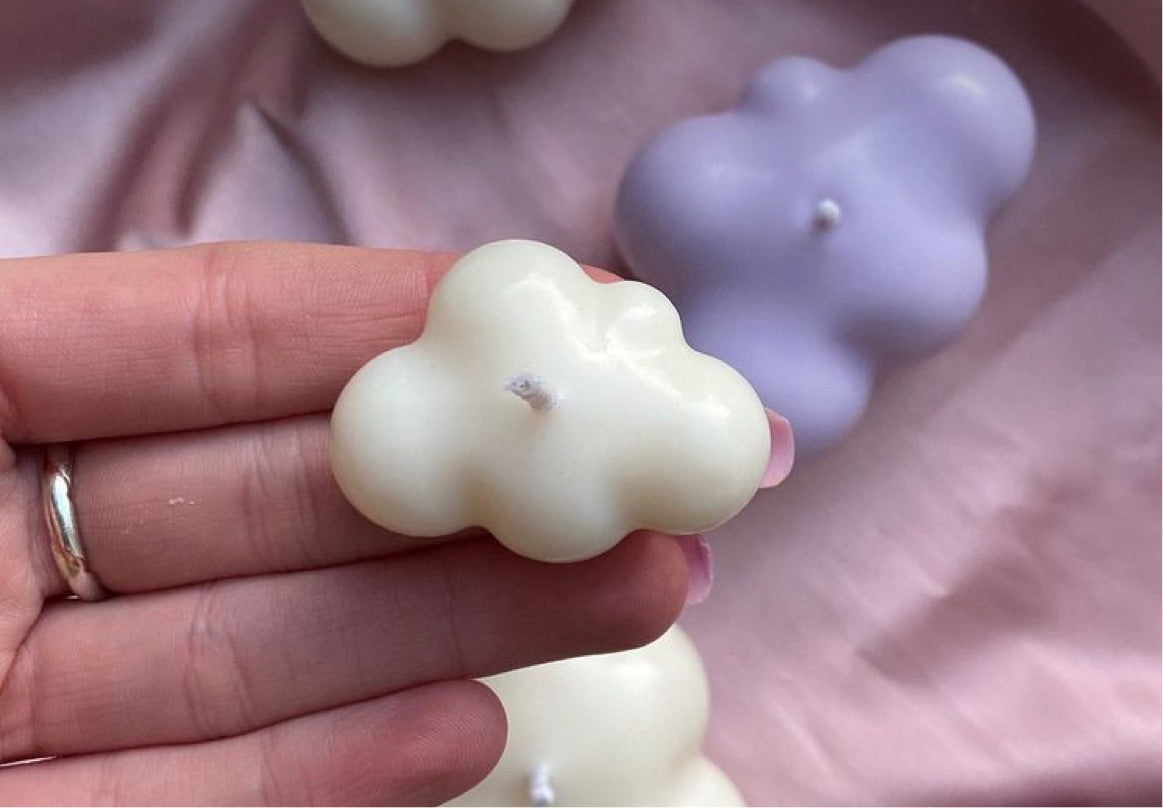 Large Vanilla Cloud