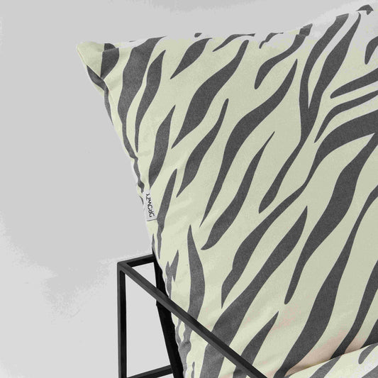 "Hollow" Rocking - Indoors Chair