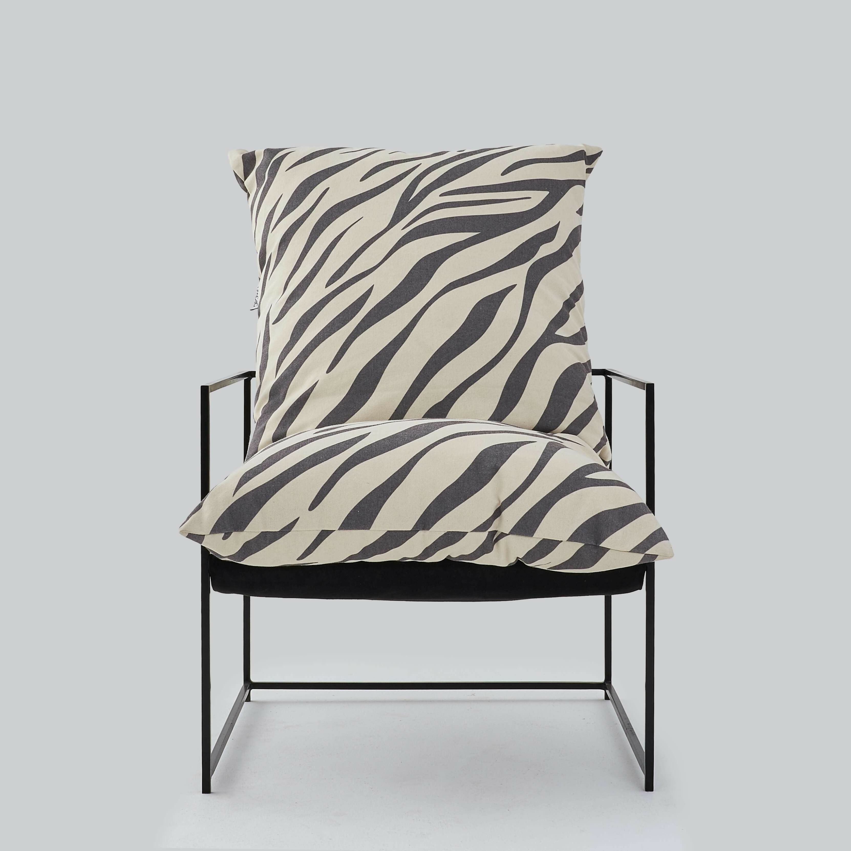"Hollow-C" - Armchair