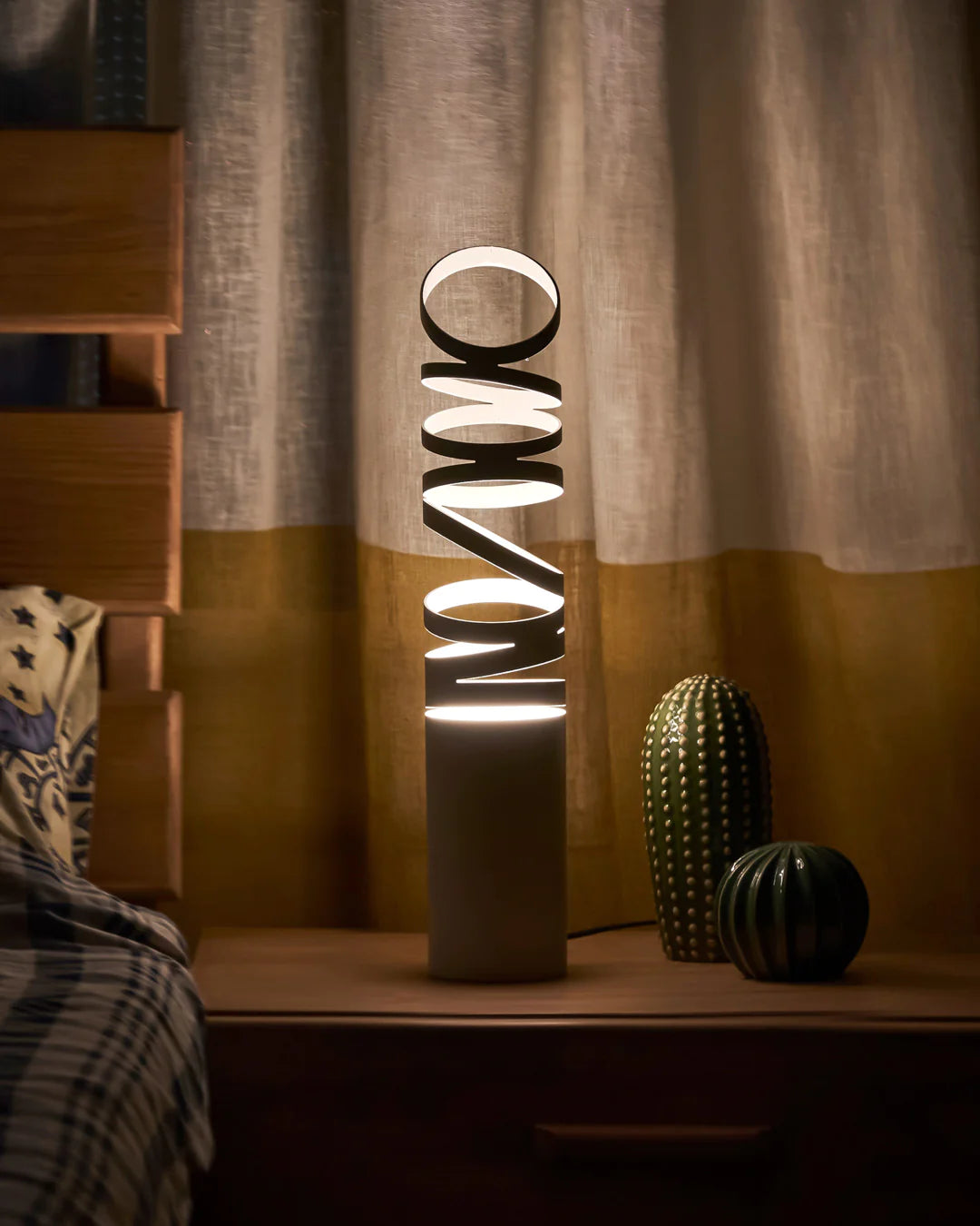 Whirl - Table Lamp