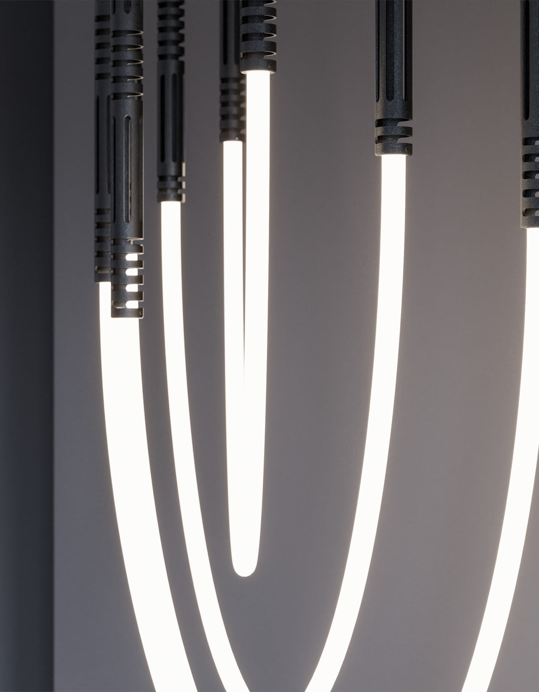 Zulu chandelier with bold sculptural form inspired by African design ثريا زولو بتصميم نحتي جريء مستوحى من الطابع الافريقي
