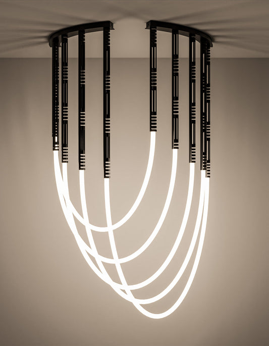 Zulu chandelier with bold sculptural form inspired by African design ثريا زولو بتصميم نحتي جريء مستوحى من الطابع الافريقي