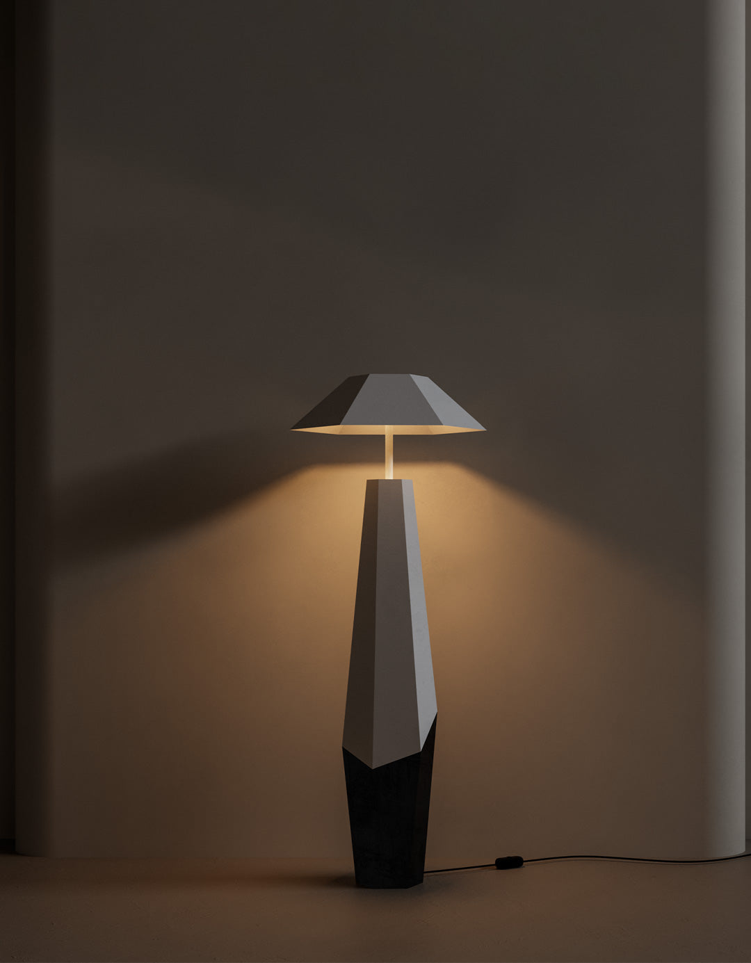 Tokyo floor lamp with marble inspired base and contemporary design providing ambient light – مصباح طوكيو أرضي بتصميم معاصر وقاعدة مستوحاة من الرخام يمنح إضاءة محيطية