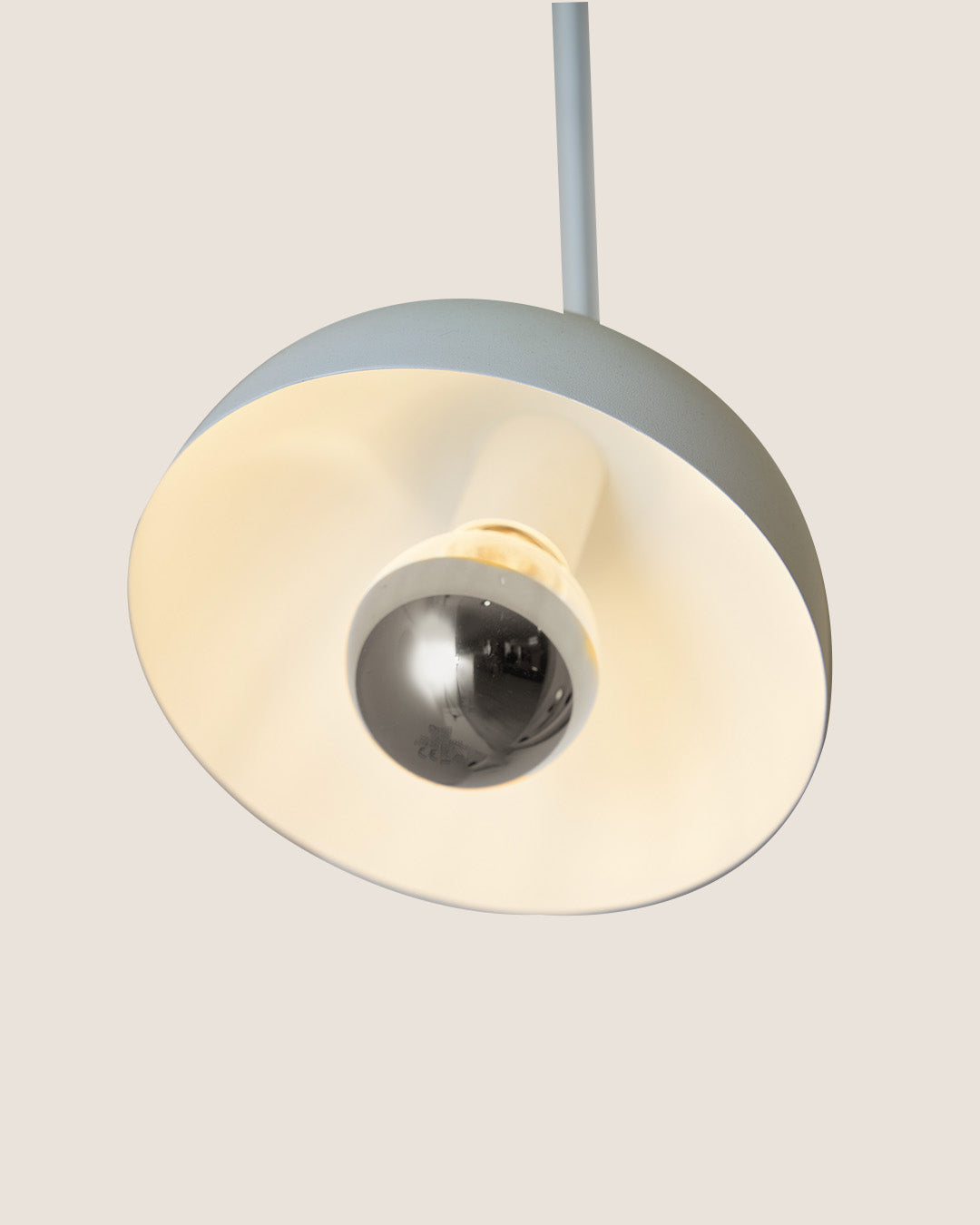 Lunar Twin Pendant with celestial calm dome shaped LED lights مصباح قلادة توأم بتصميم قبة هادئ مع إضاءة LED