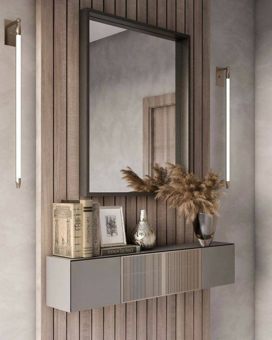 M121- Aesthetic Modern Mirror
