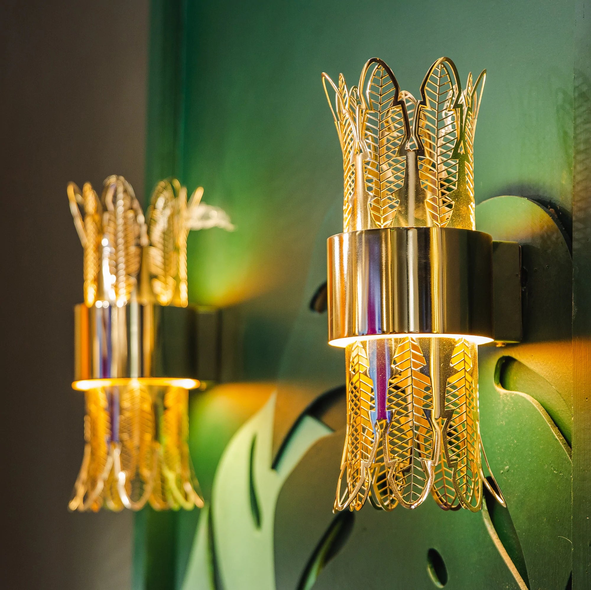 Leaf Wall Lamp