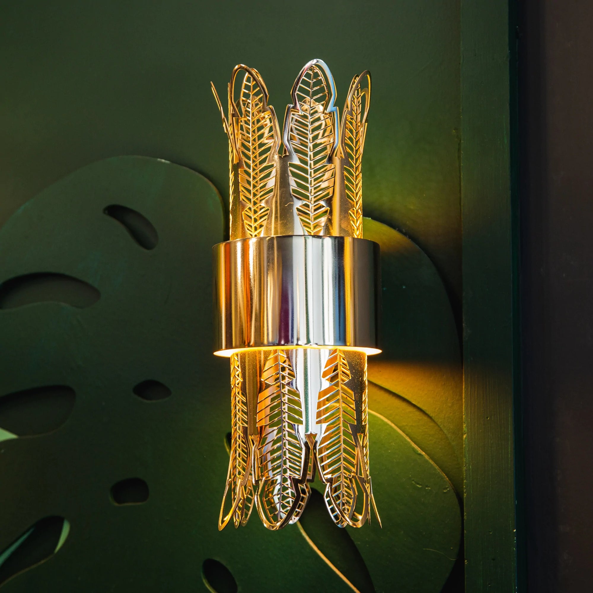 Leaf Wall Lamp