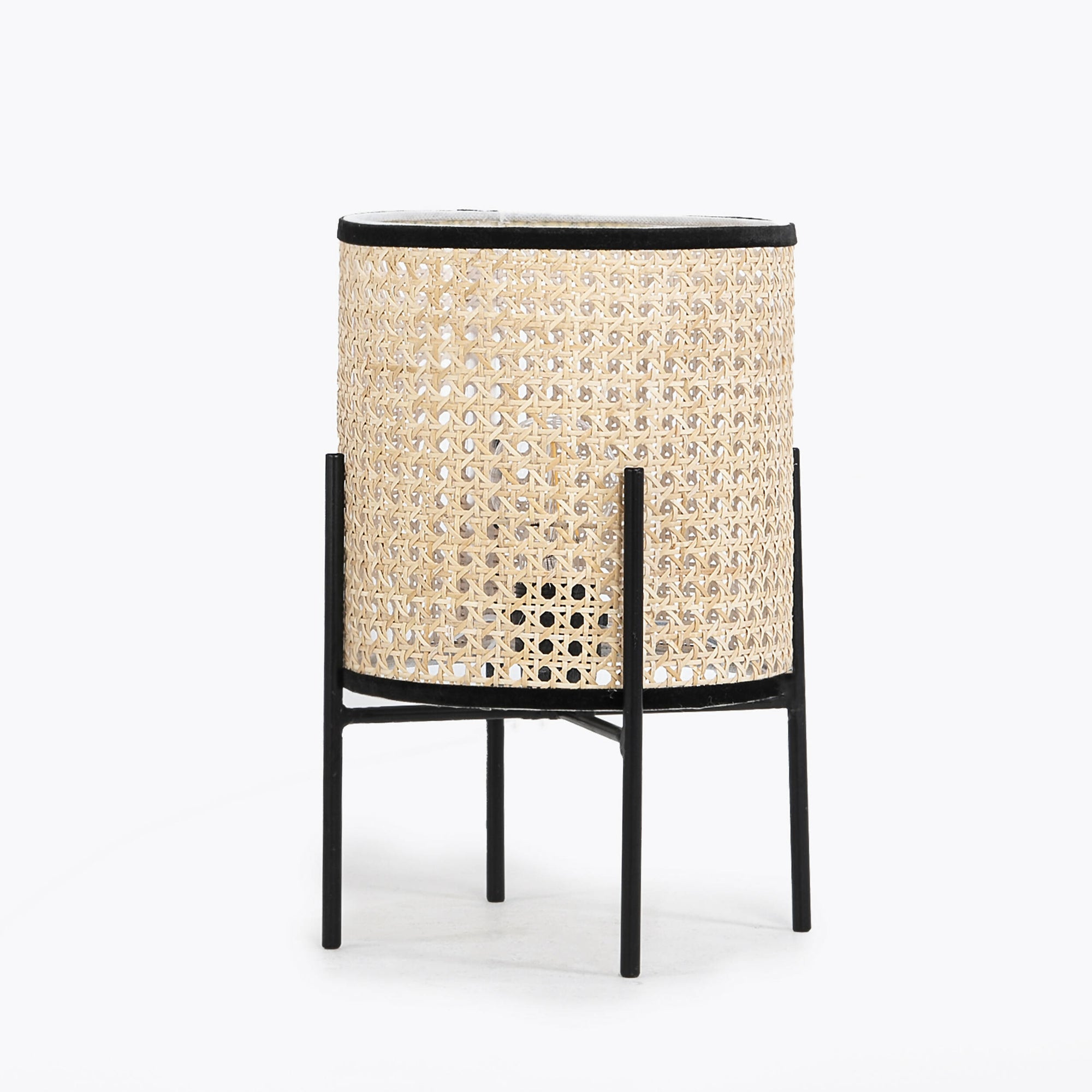 Dara Table Lamp