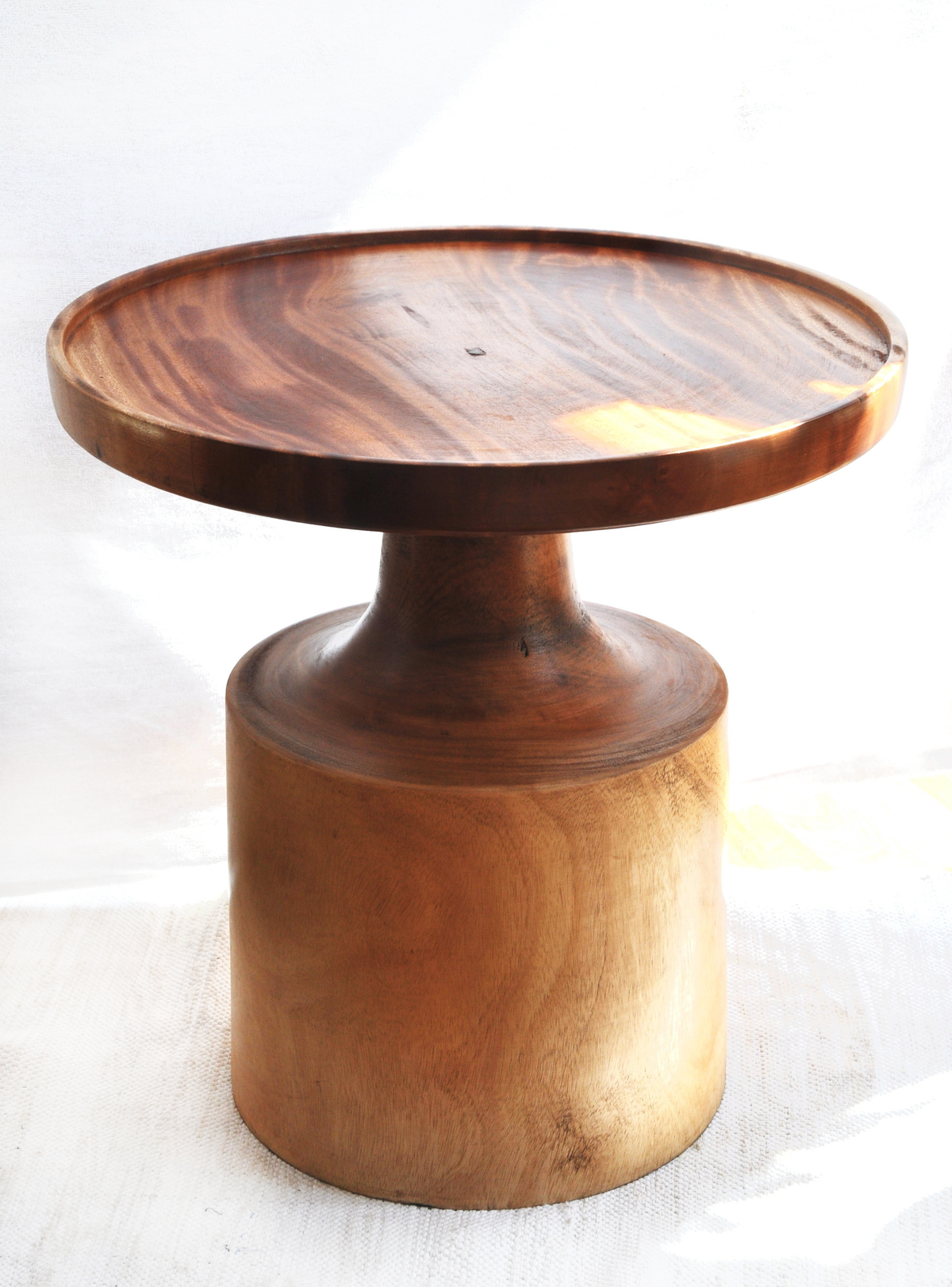 Acacia Table
