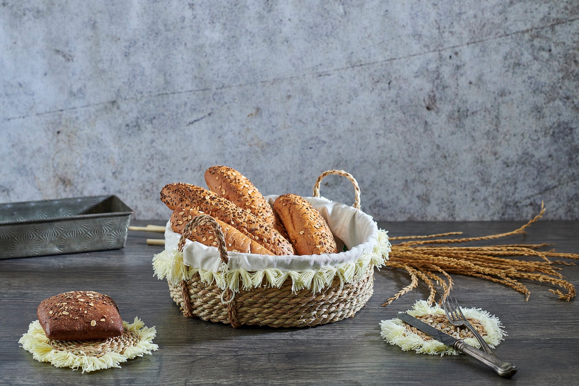 Round Basket with Fringes