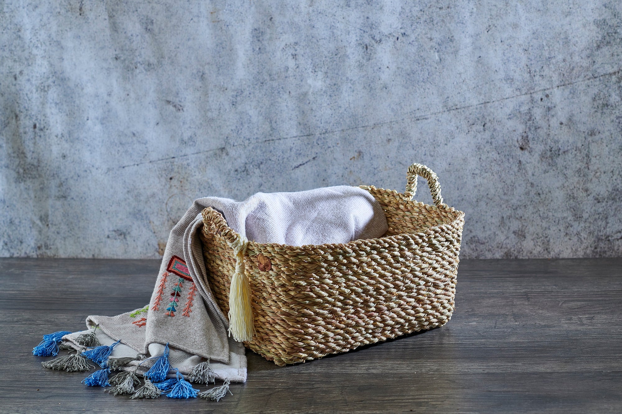 Halfa Rectangular Basket with Shershouba