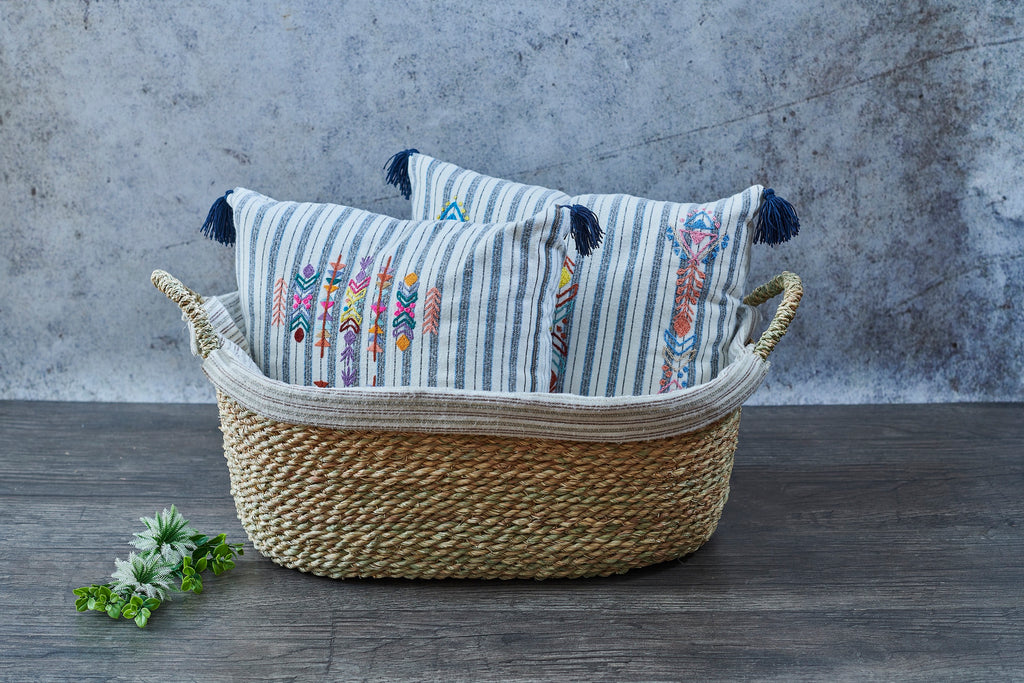 Halfa Oval basket dish with handle