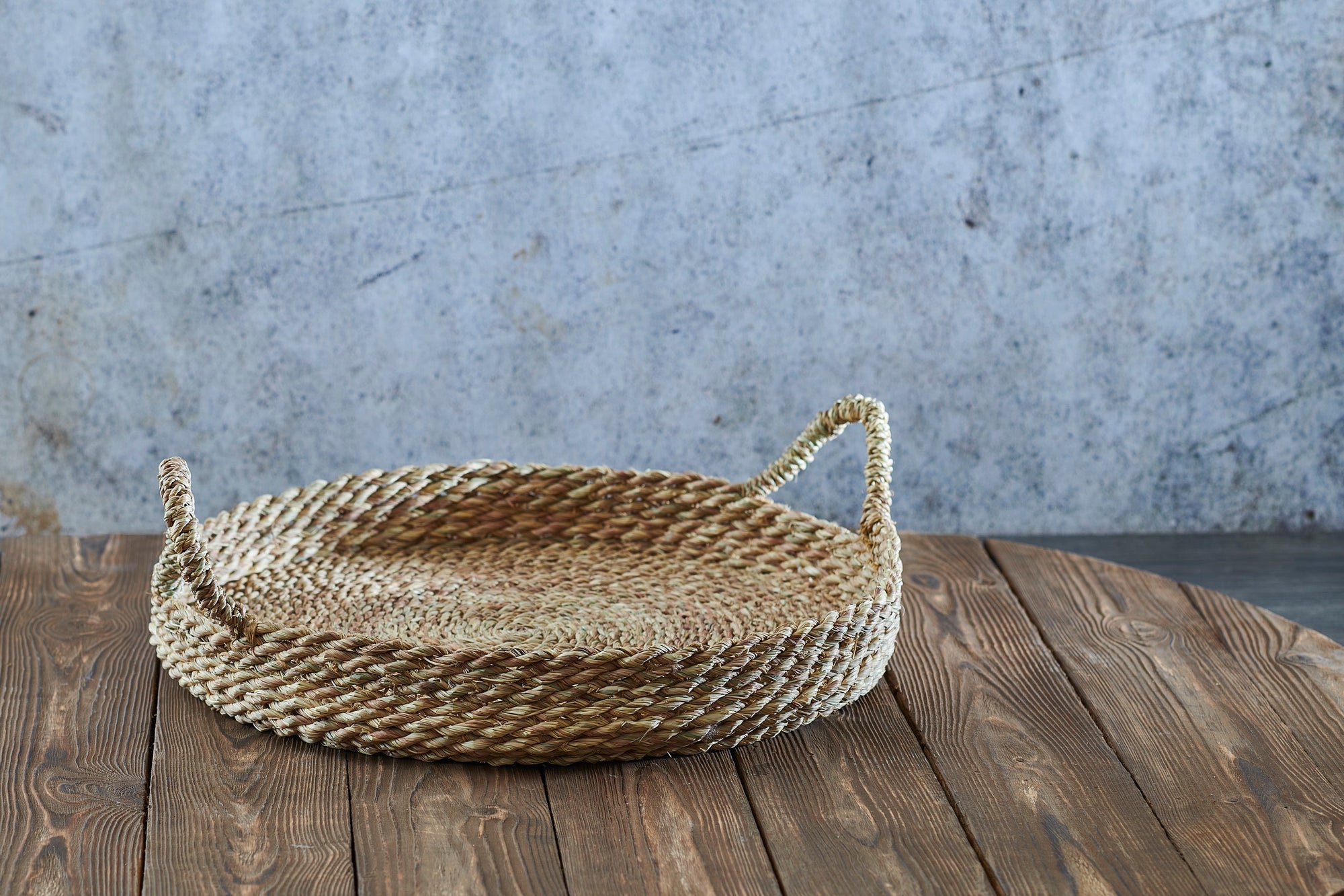 Halfa Tray with wooden base