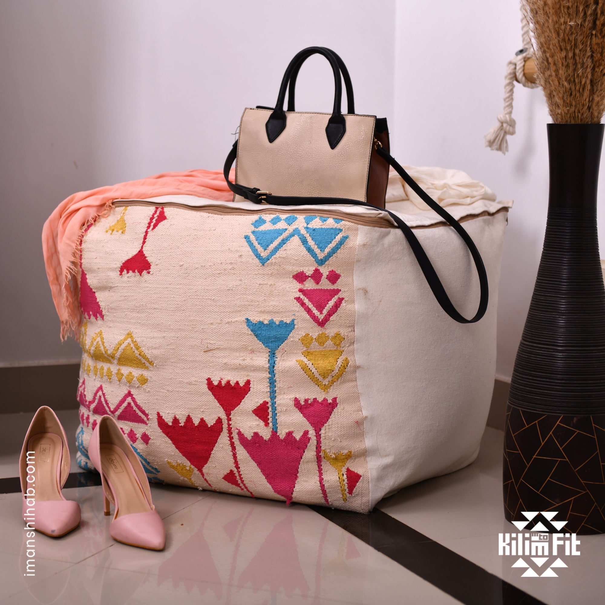 Lotus Cotton Kilim Pouf