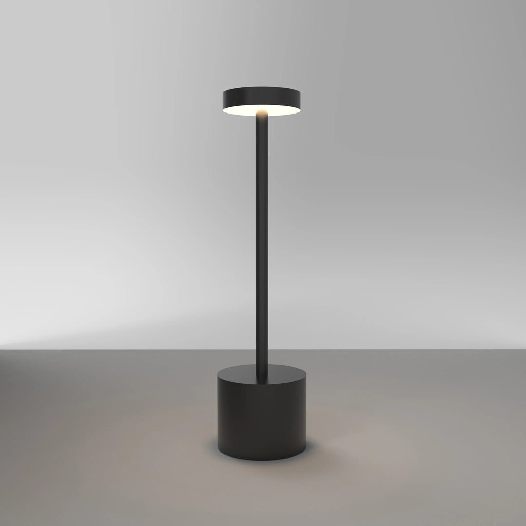 Slender Wireless Table Lamp