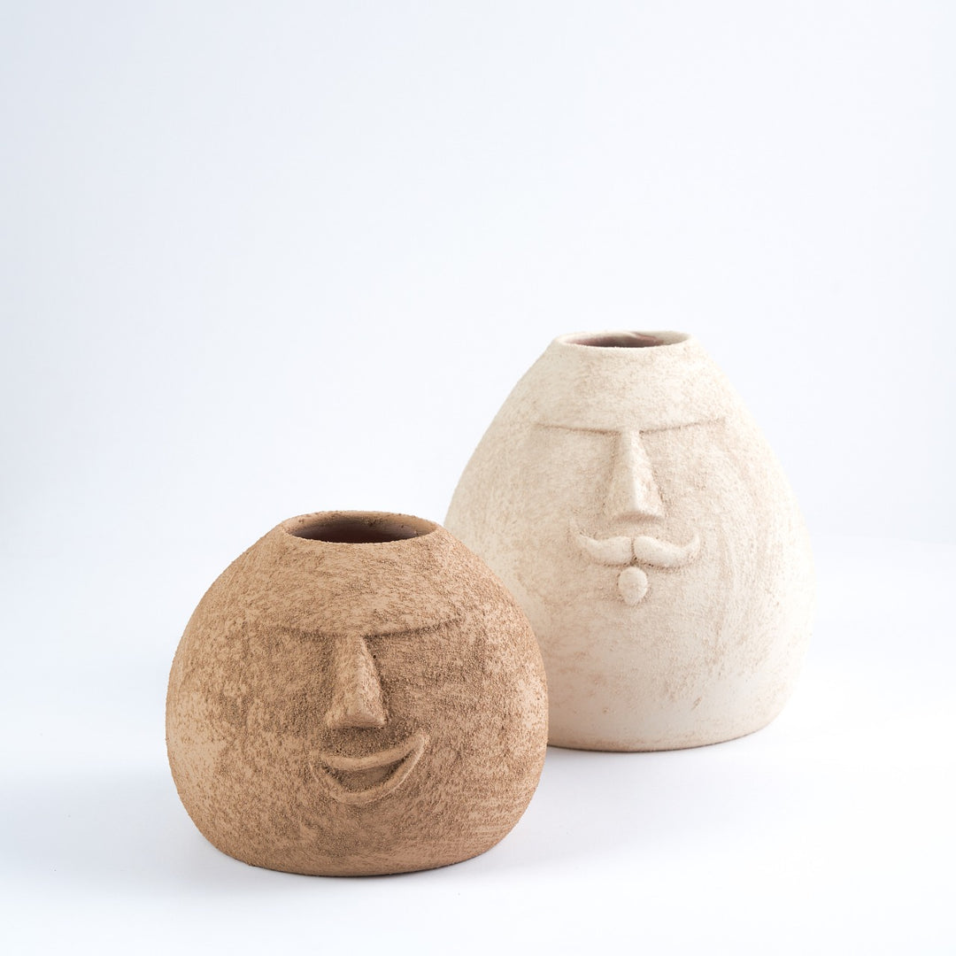 Raksa Vases
