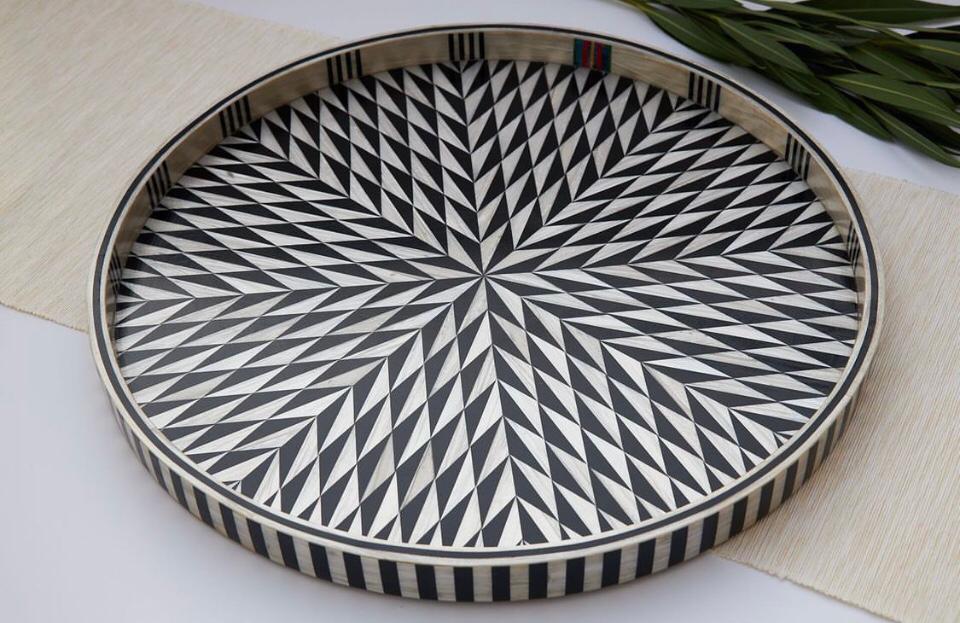 Black and White Fever Round Tray