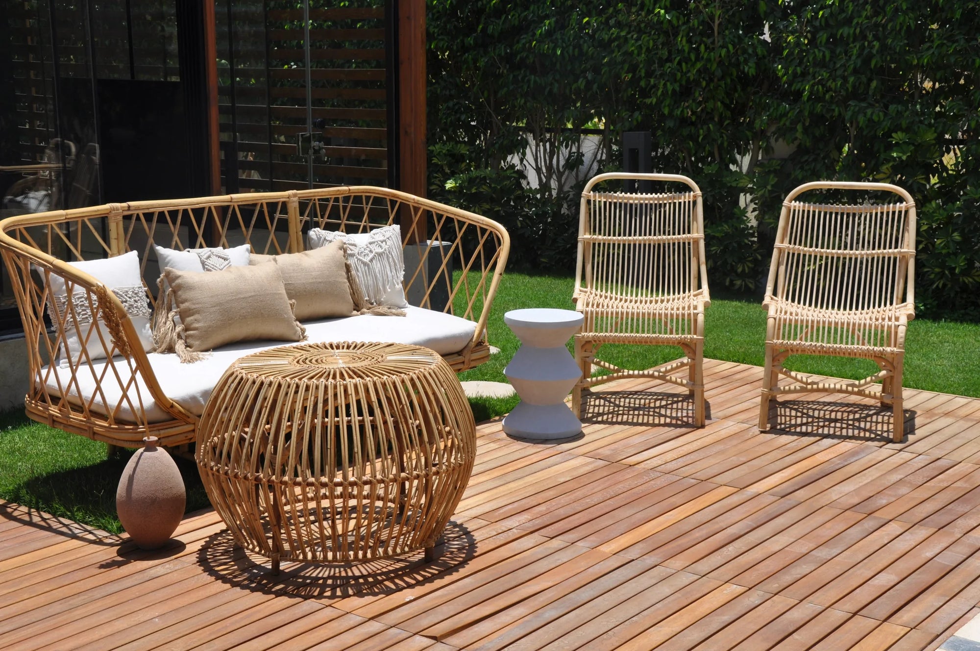 Zoya Bamboo Table