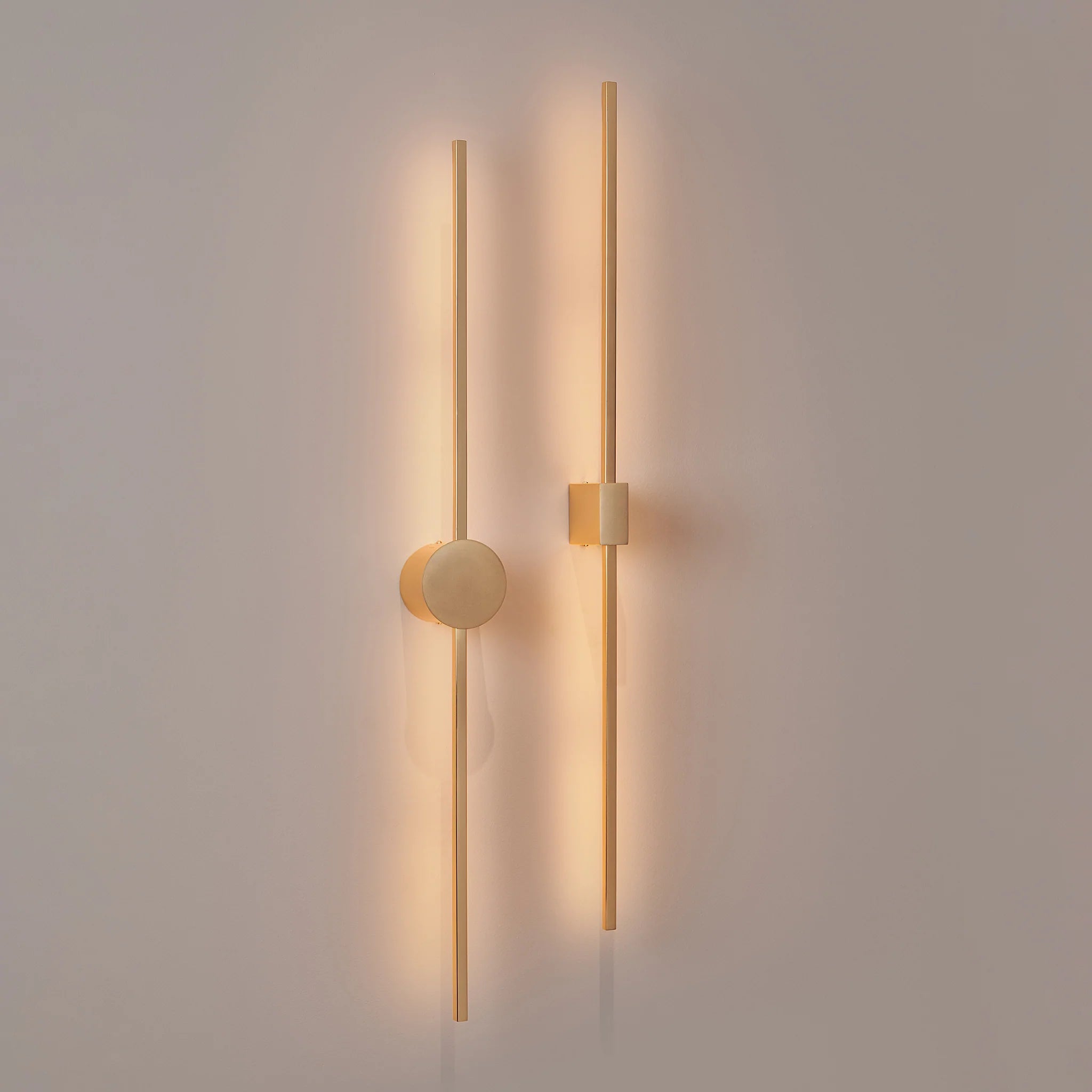 Double Lines Circle Wall Lamp