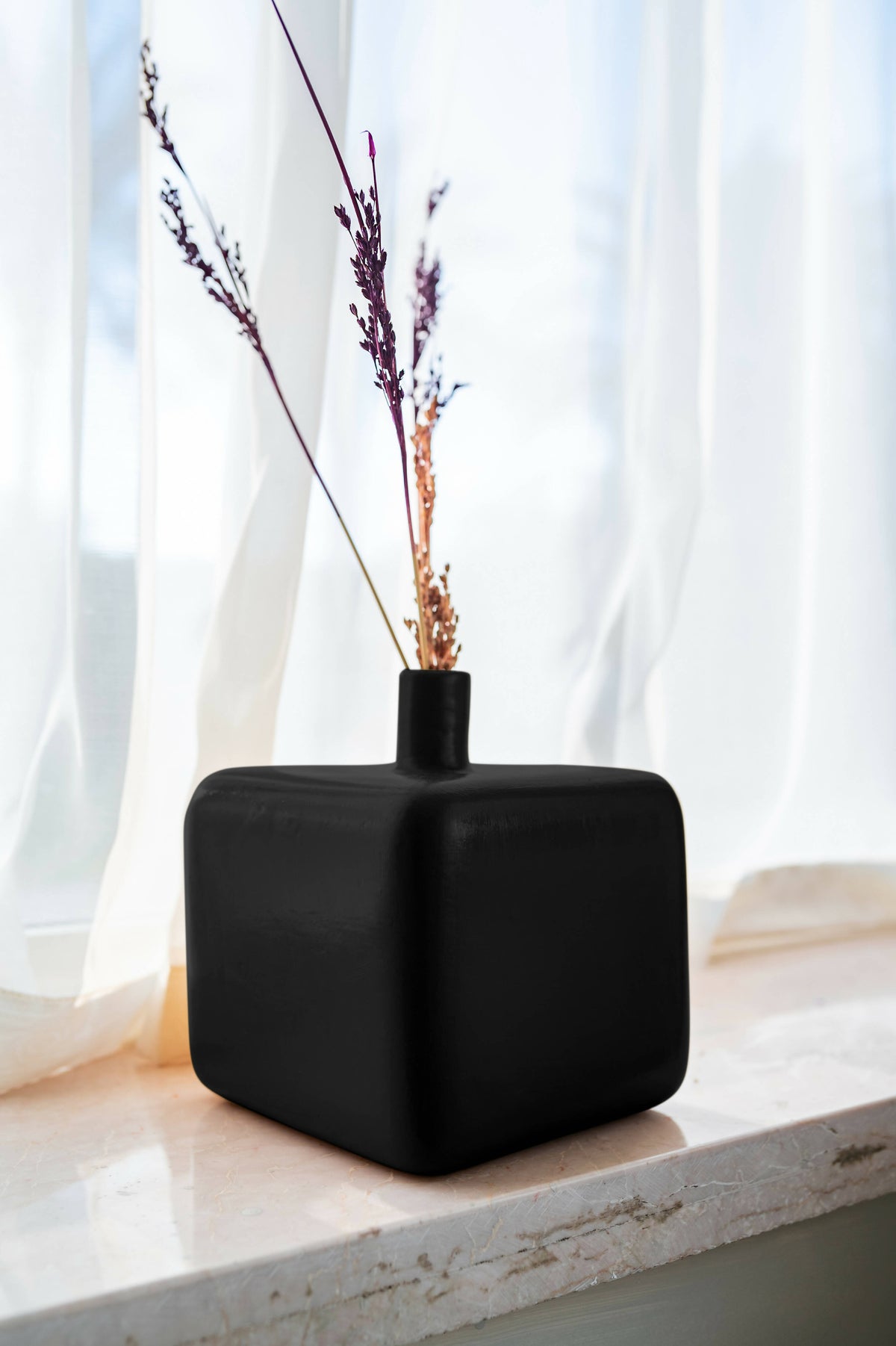 Black Cubic Vase
