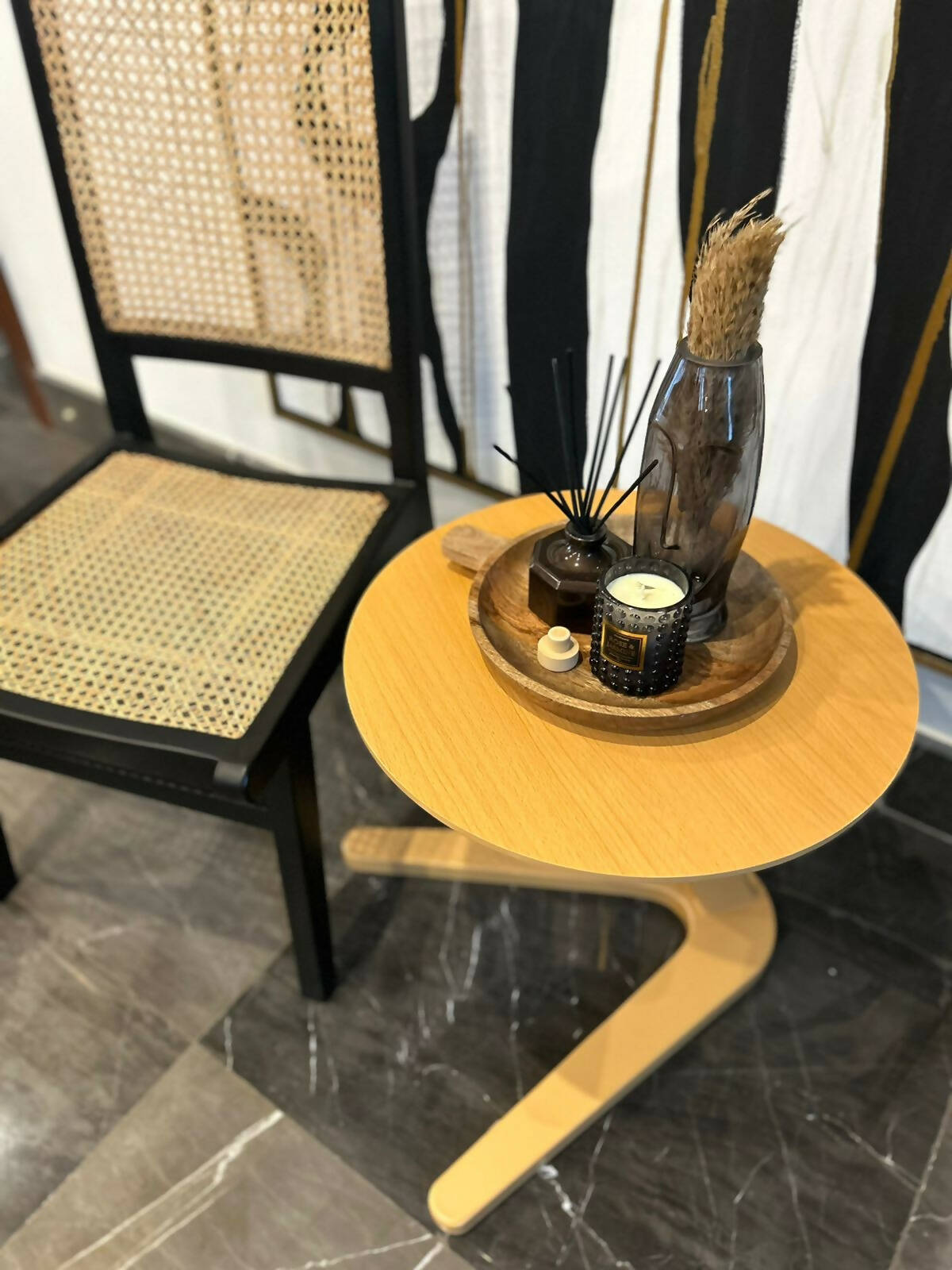 Y Table