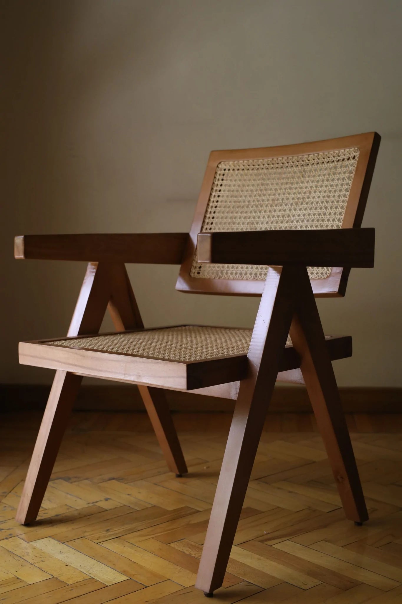 Valerie Chair